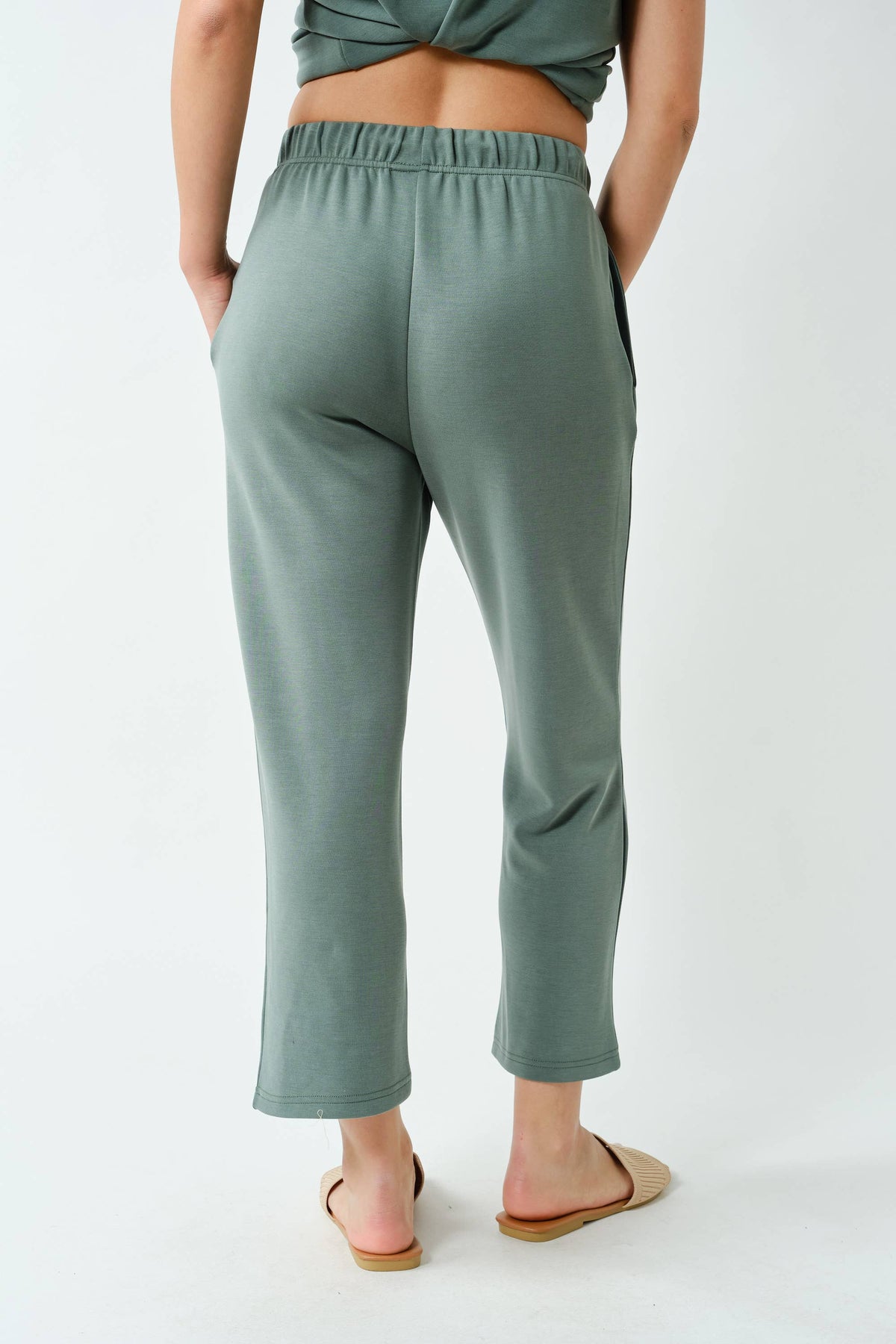 Everyday Laguna Comfort Outfit