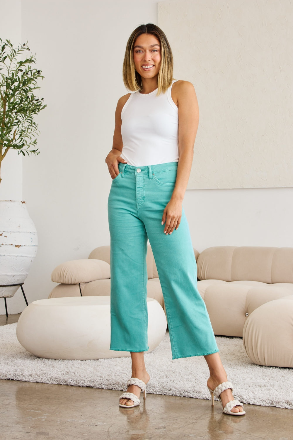 The Anna Crop Jeans