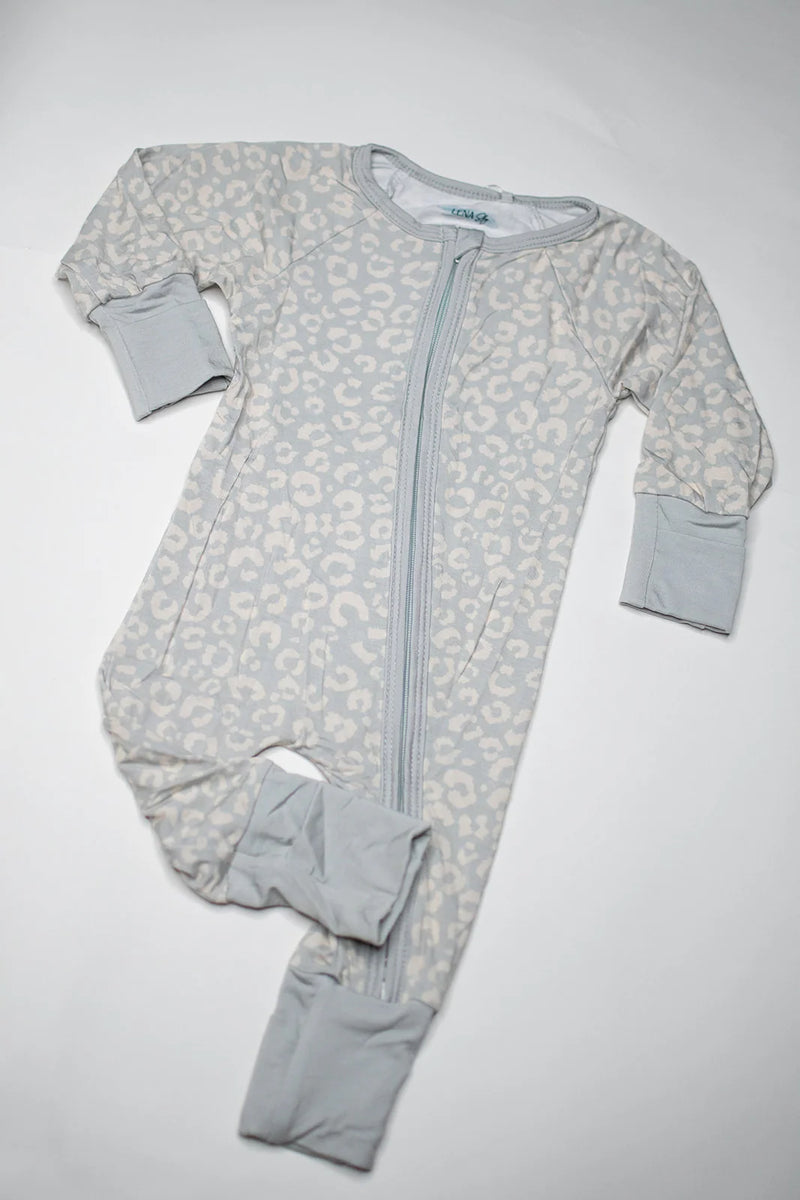 Misty Cheetah Zipper