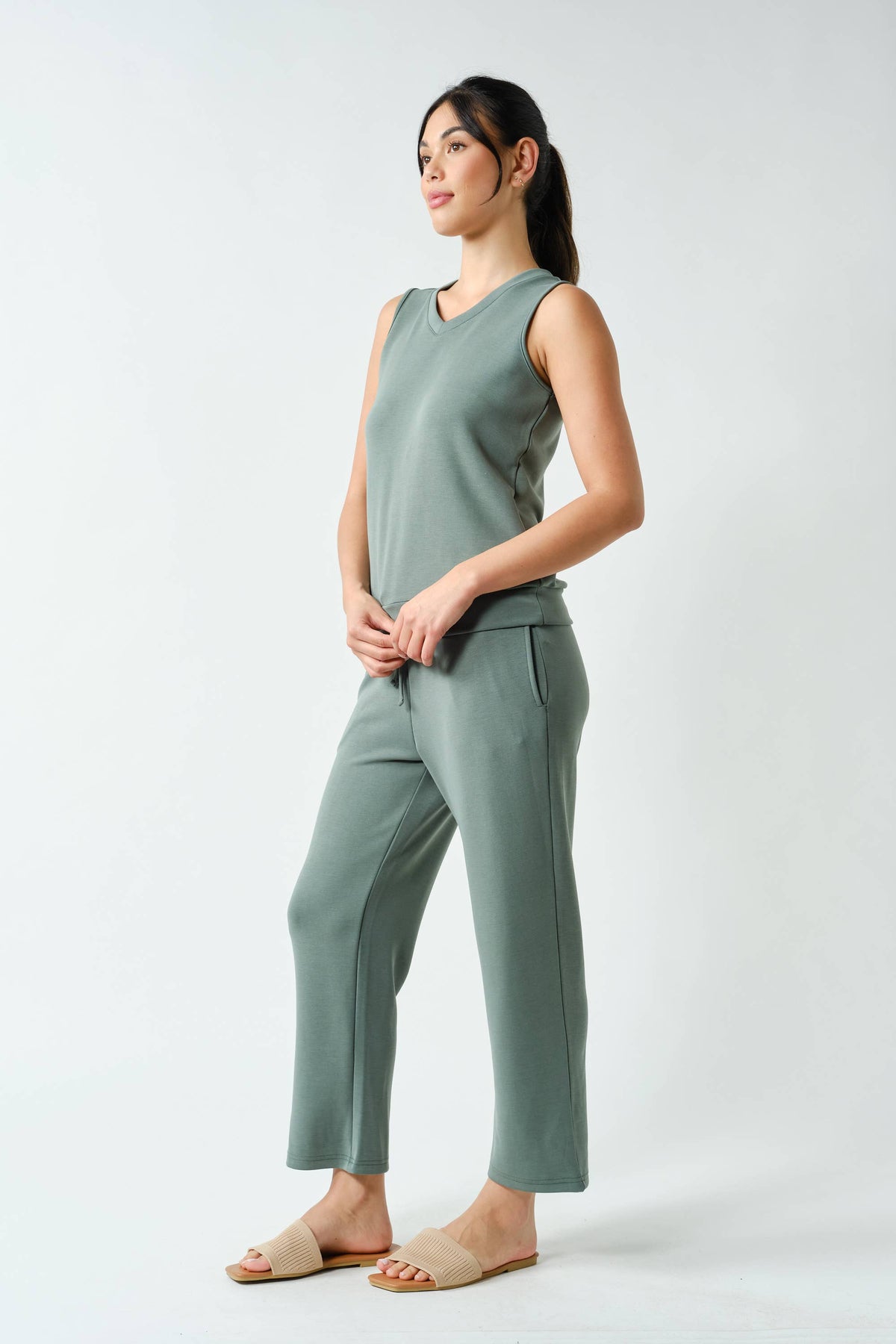 Everyday Laguna Comfort Outfit