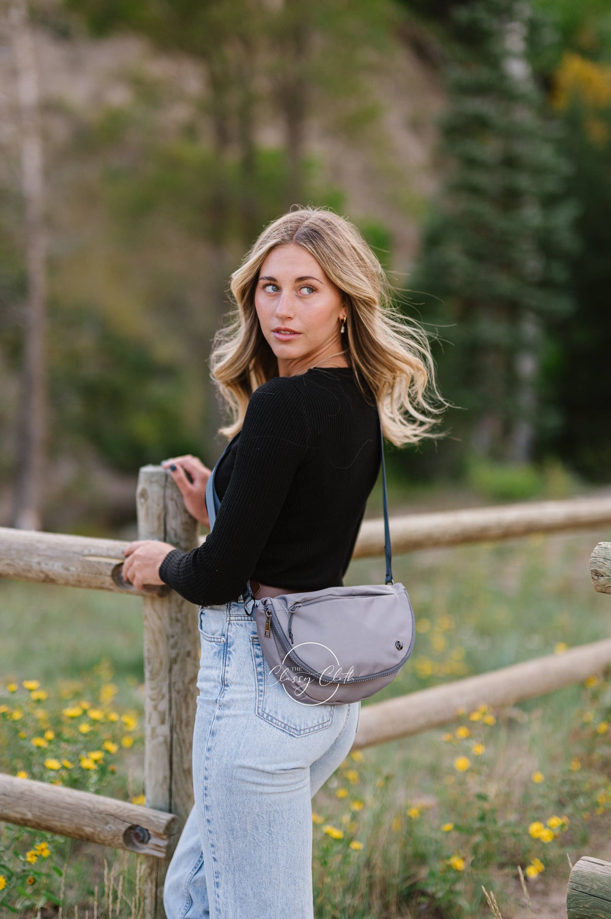 Margot Moon Belt Bag in Grey
