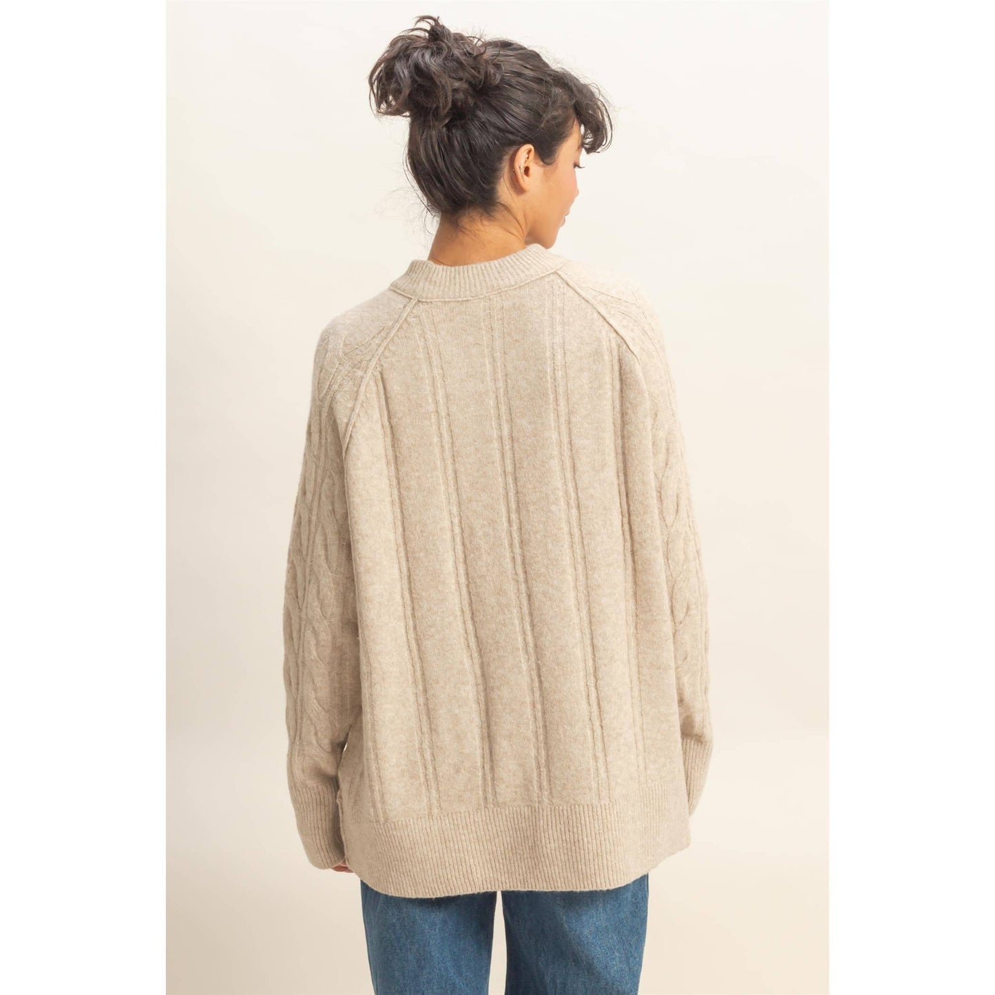 Crew Neck Cable Knit Sweater Pullover