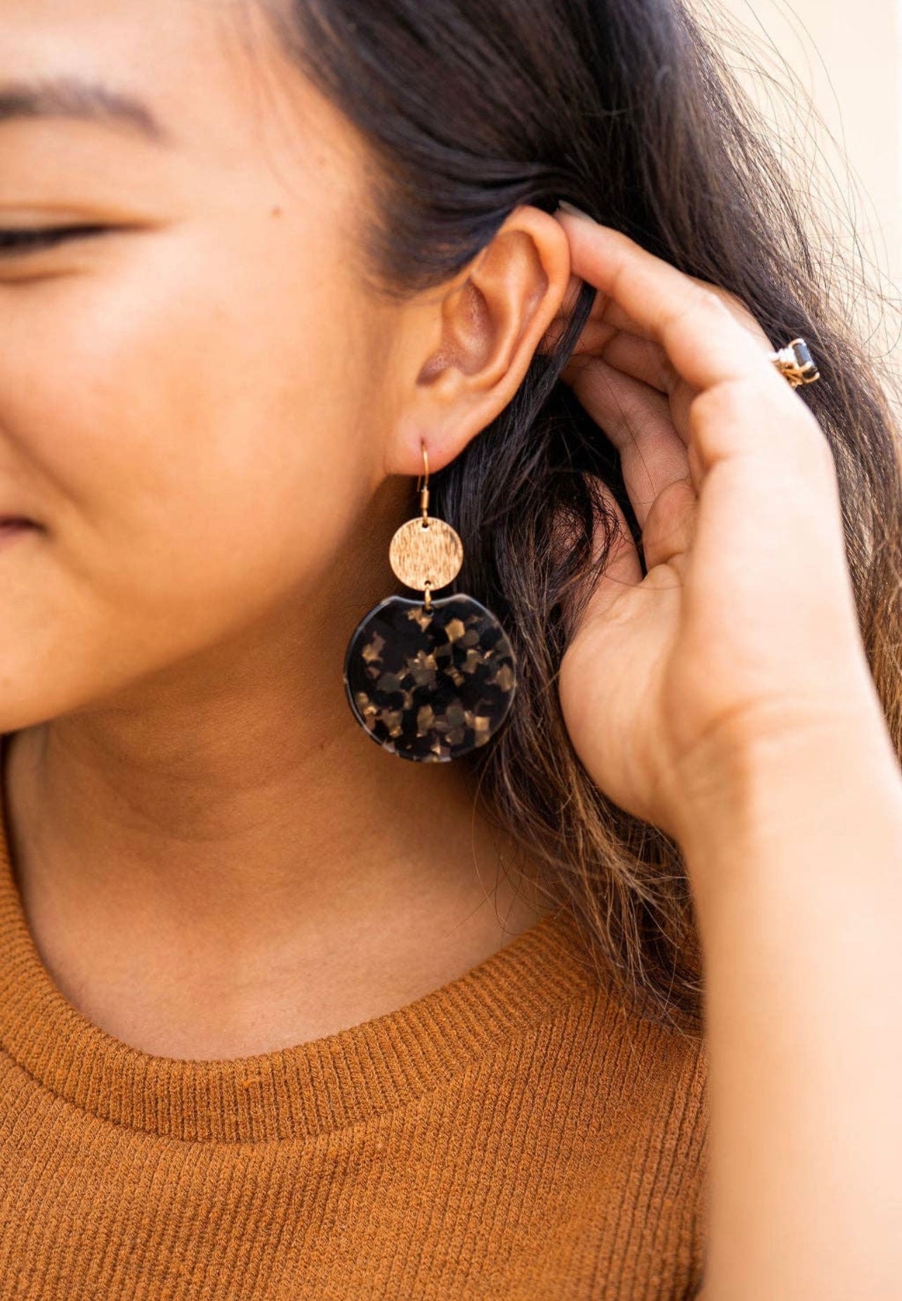 Zoey Earrings - black